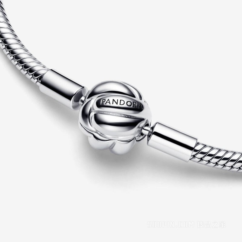 Moments Concentric Knot Snake Chain Bracelet