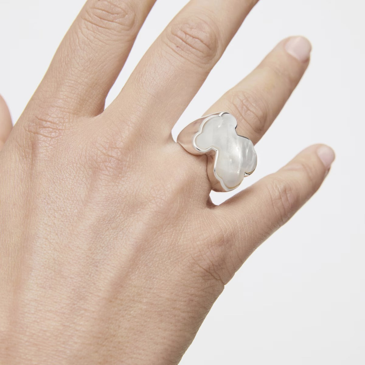 Silver Color Ring with faceted mother-of-pearl