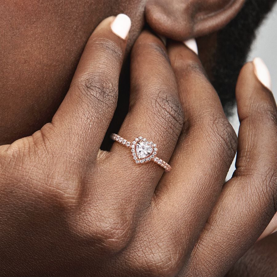 Sparkling Elevated Heart Ring Rose Gold Plated