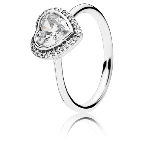 Sparkling Love Ring Sterling Silver