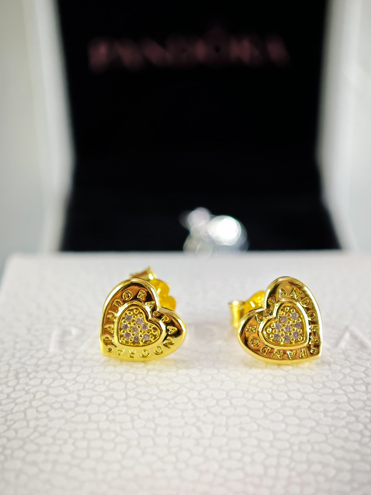 Shine Signature Heart Stud Earrings