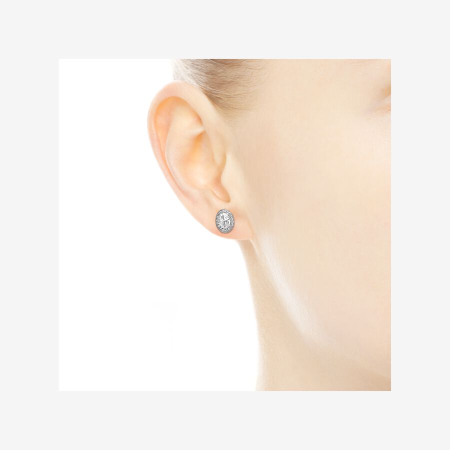 Vintage Elegance Stud Earrings