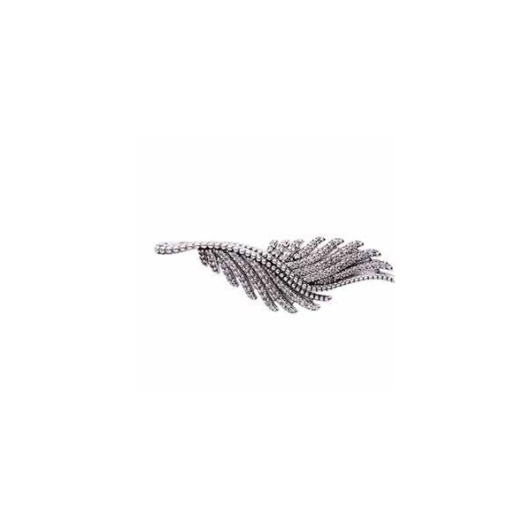 Majestic Feathers Necklace