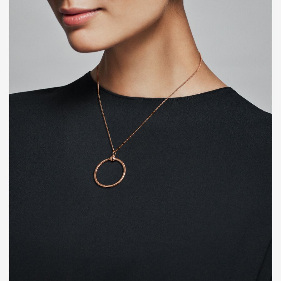 Moments Medium O Pendant