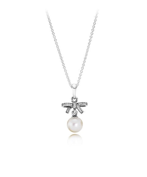 Delicate Sentiments Pearl Necklace