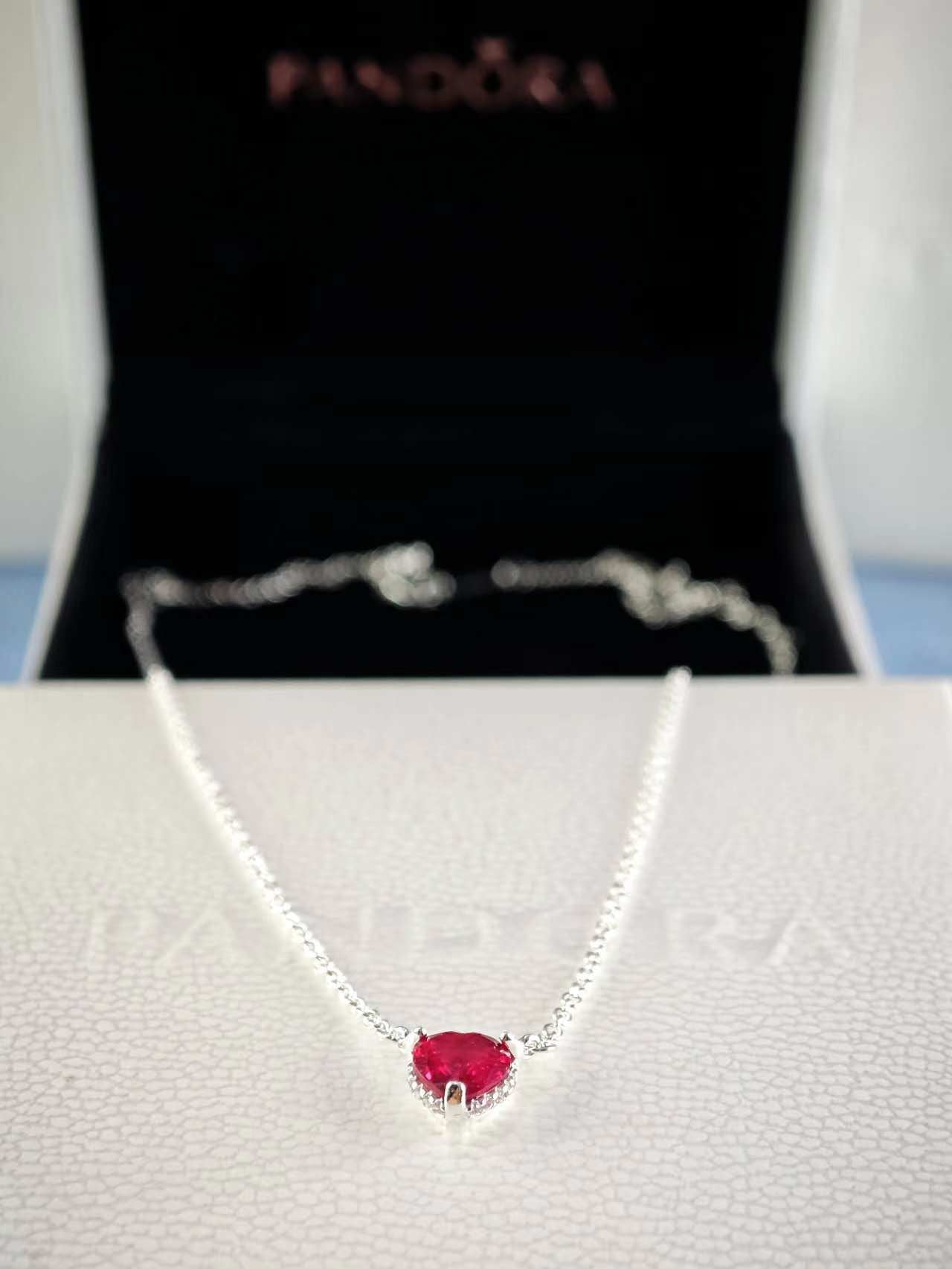 Sparkling Heart Halo Pendant Collier Necklace