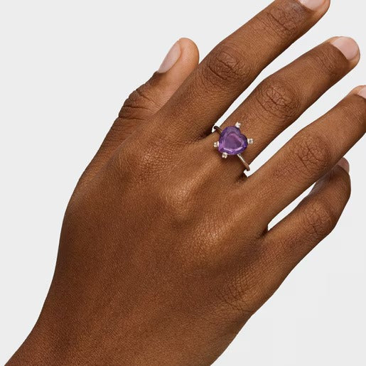 Silver Ring With Amethyst Color Pills