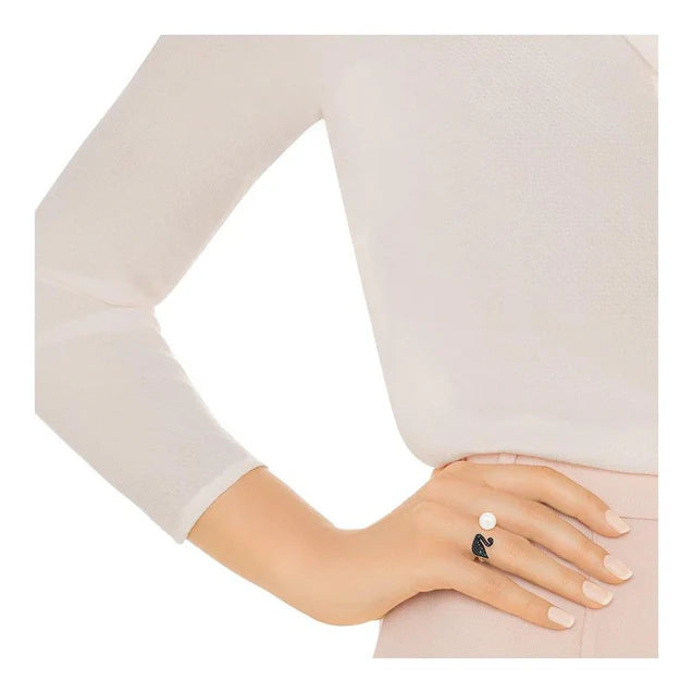 Iconic Swan Ring, Rose Gold
