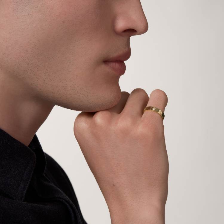 LOVE Wedding Band, Yellow Gold, 1 Diamond