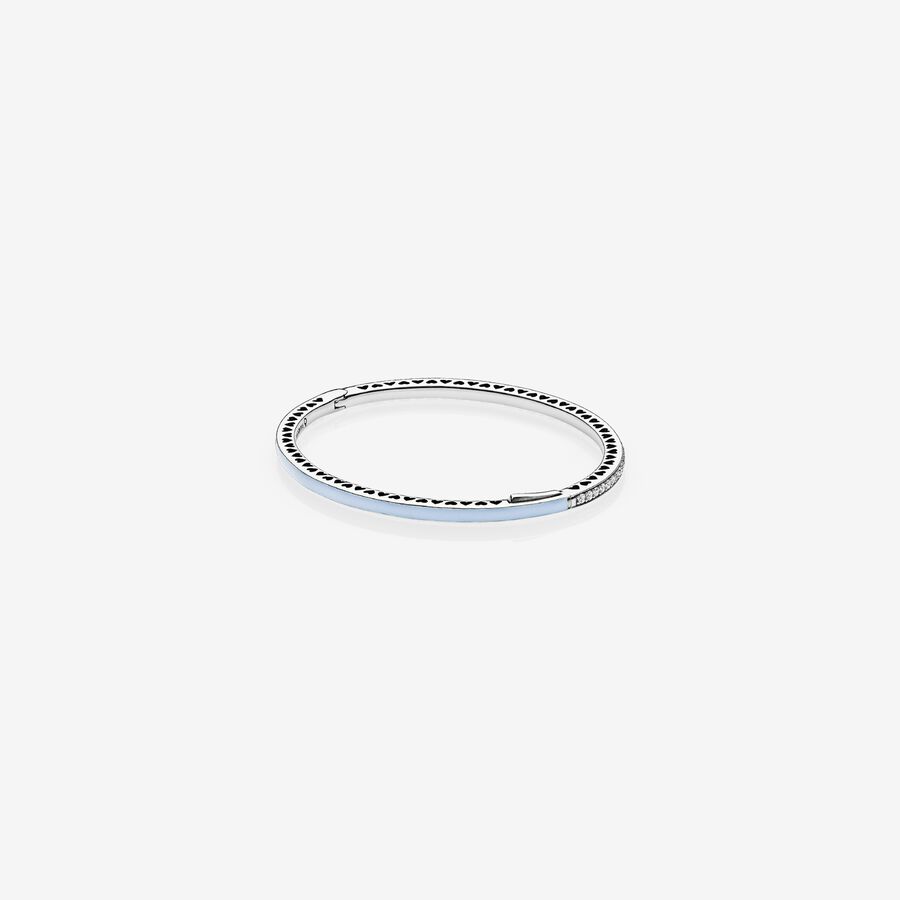 Air Blue Radiant Hearts Bangle