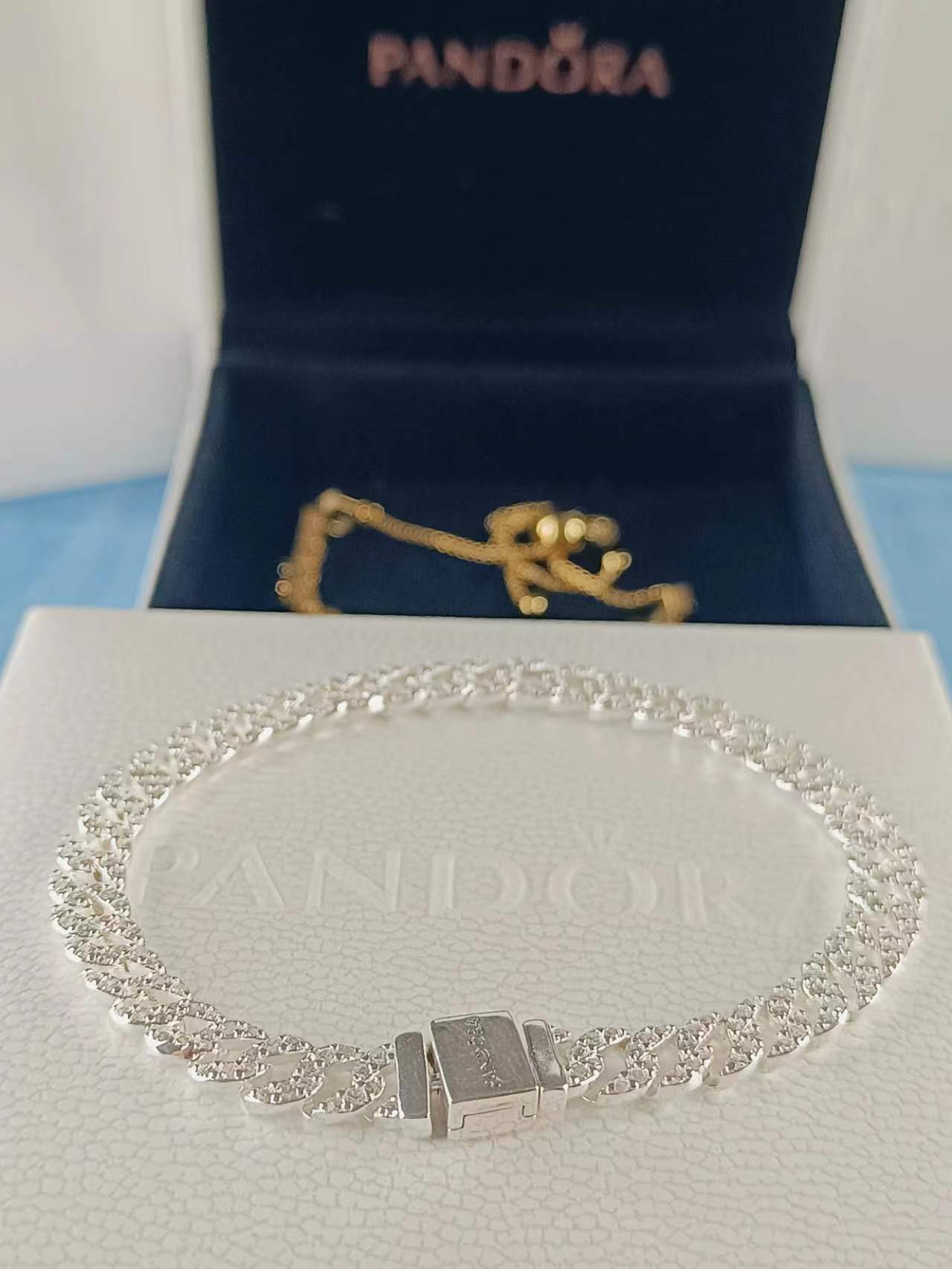 Timeless Pavé Cuban Chain Bracelet