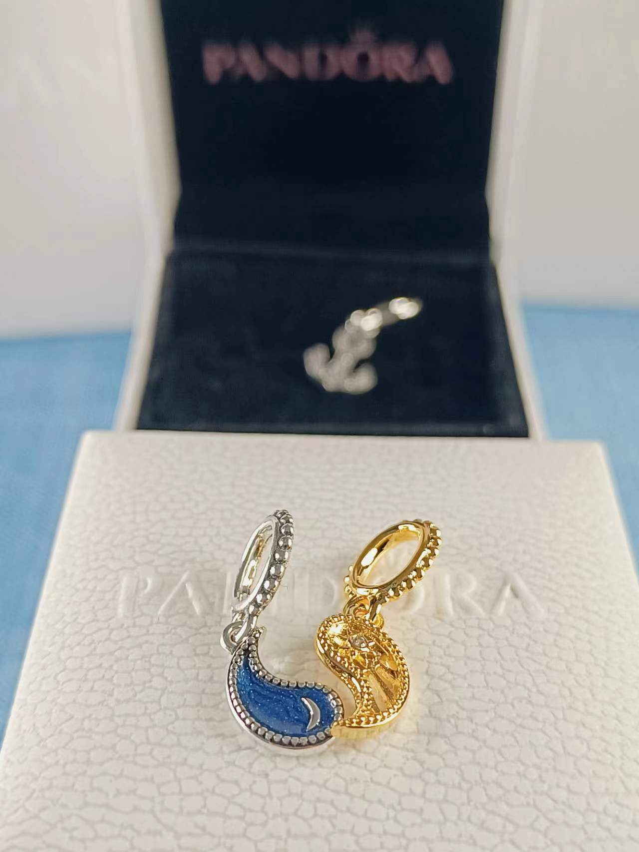 Two-tone Splittable Sun & Moon Dangle Charm
