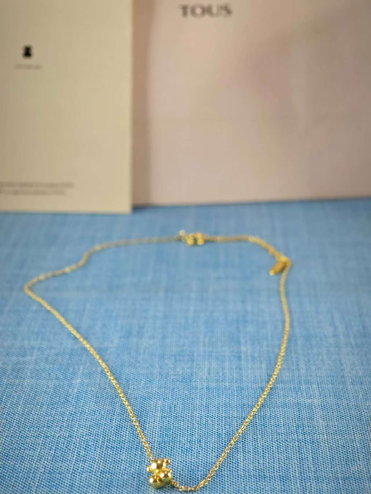 Gold and bear charm Necklace Bold Bear