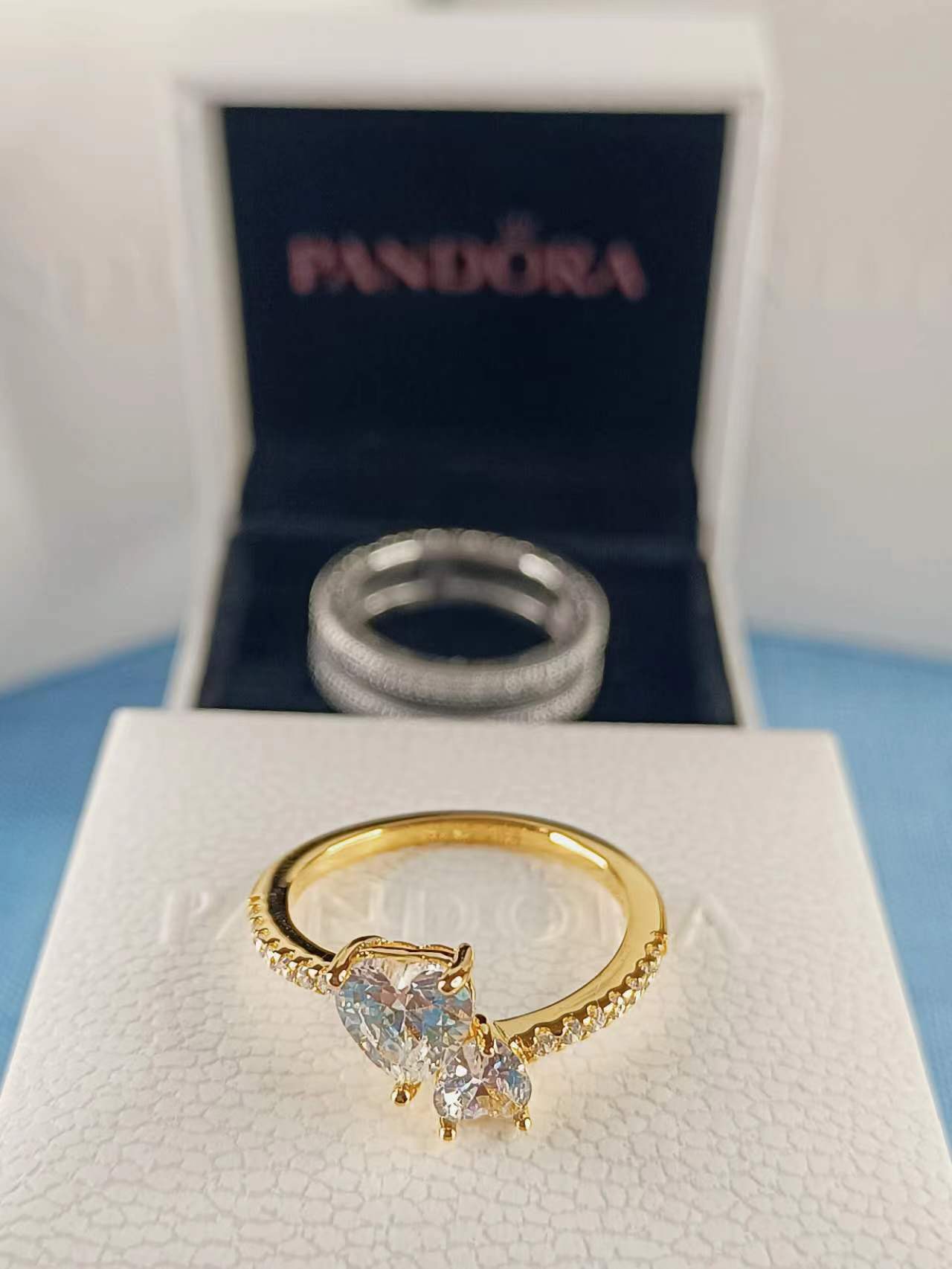 Double Heart Sparkling Ring Gold Plated