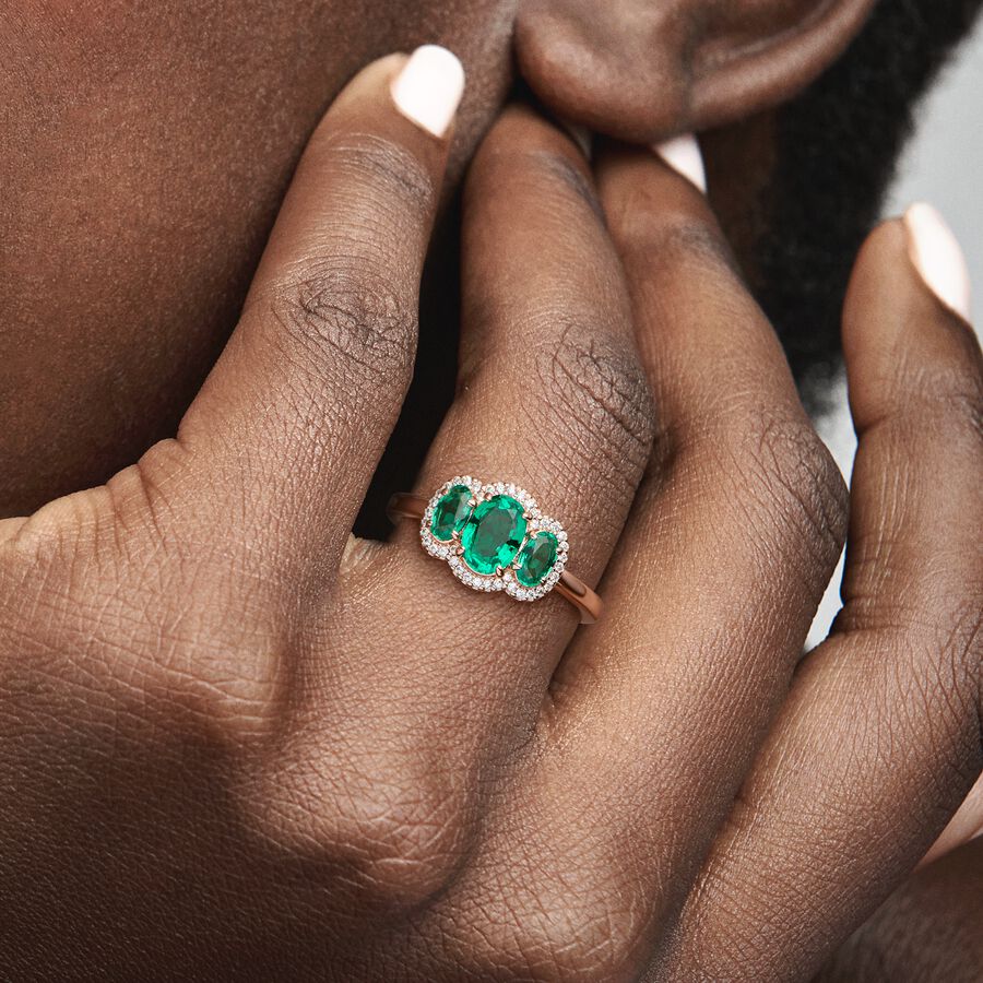 Three Stone Vintage Ring with Green Crystal