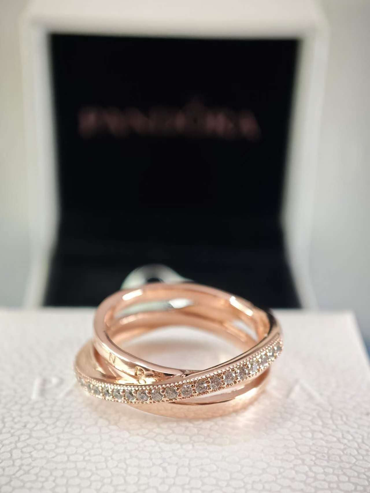 Rose Crossover Triple Band Ring