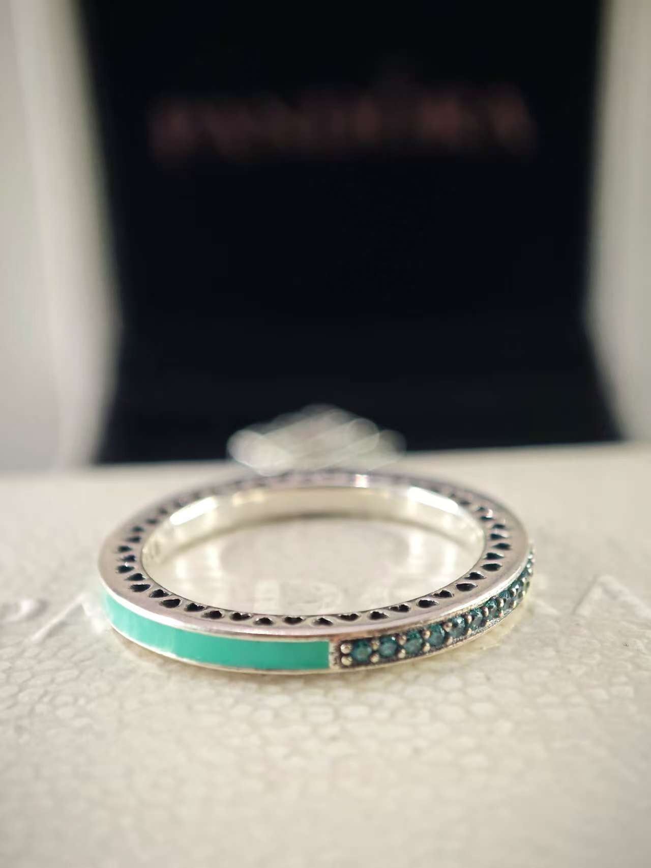 Mint Radiant Hearts Ring