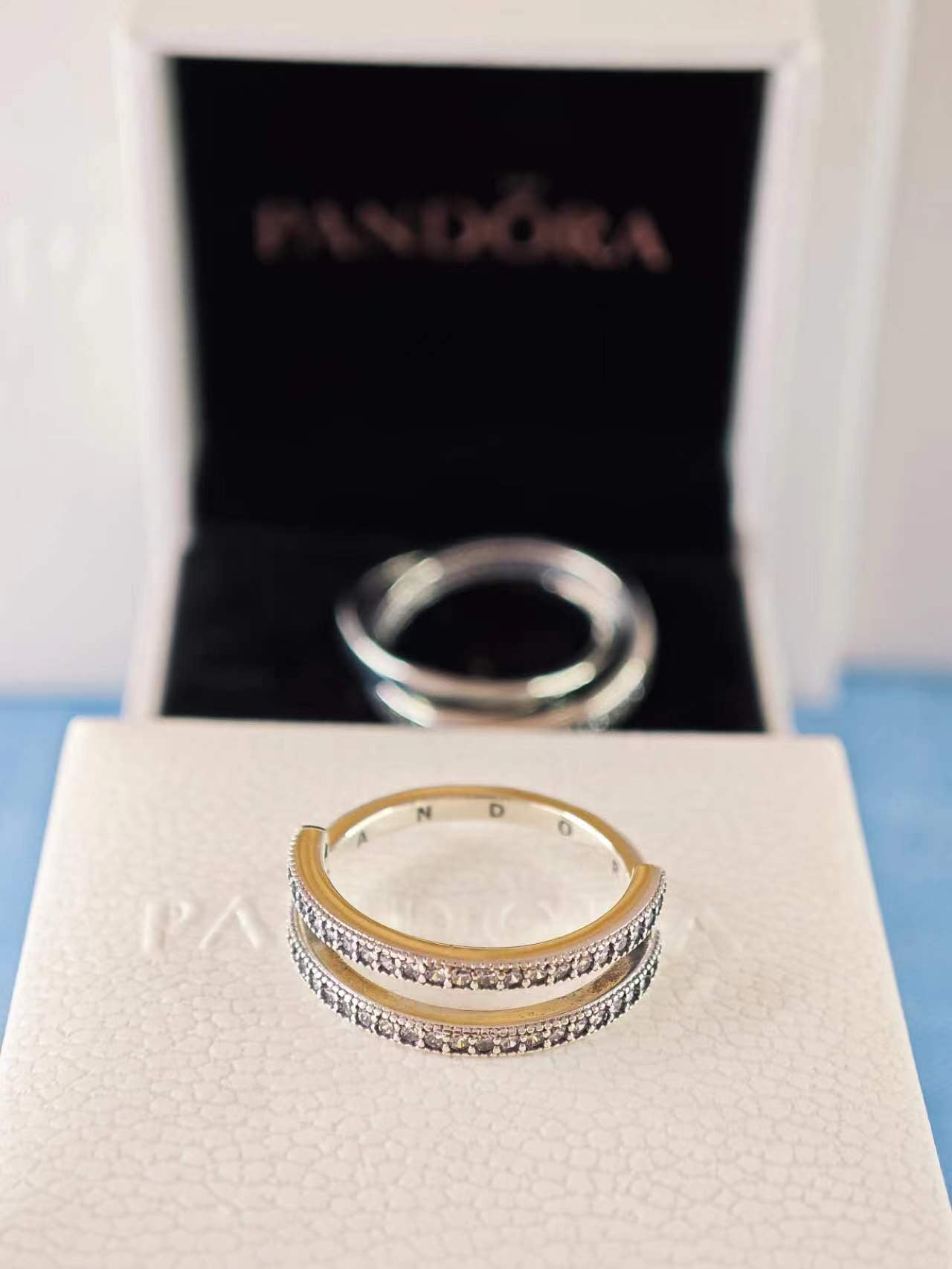 Signature Logo & Pavé Double Band Ring