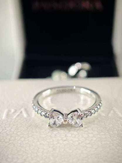 Sparkling Bow Ring