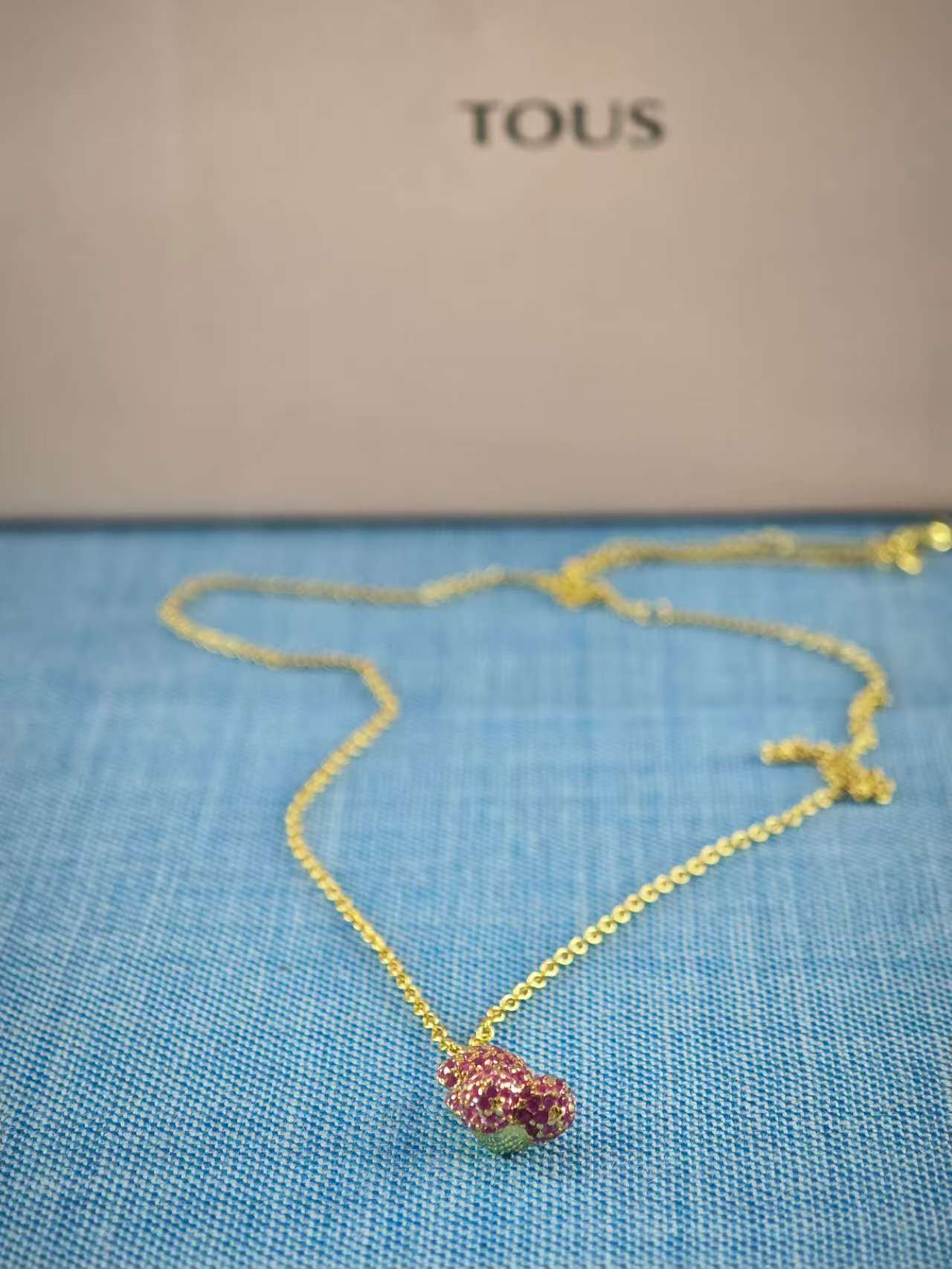 Sapphire and gold Bold Bear necklace
