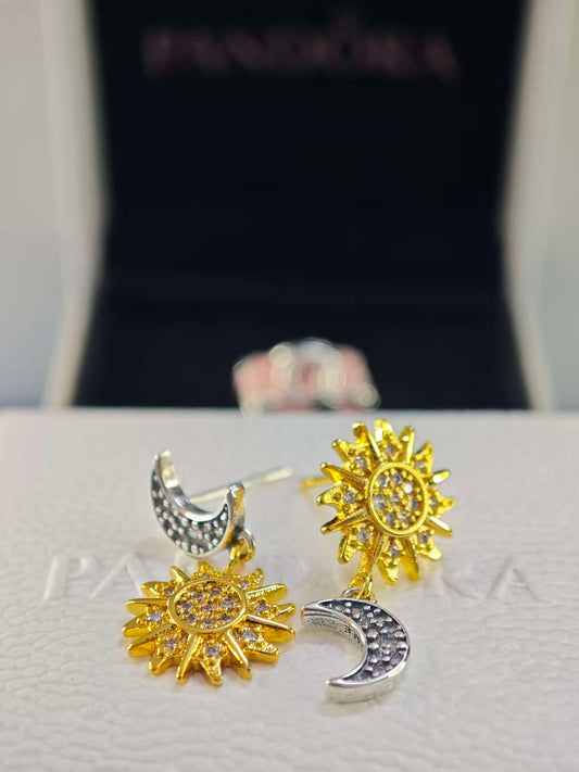 Two-tone Reversed Sun & Moon Stud Earrings