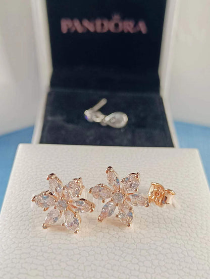 Sparkling Herbarium Cluster Stud Earrings