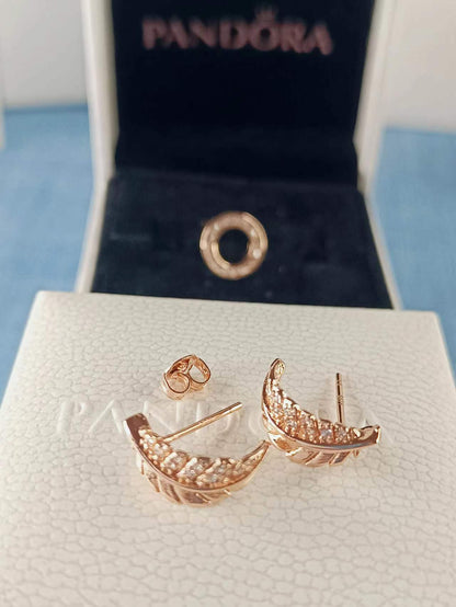 Floating Curved Feather Stud Earrings