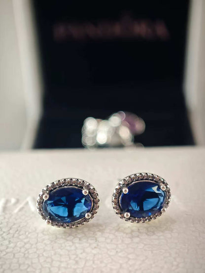 Sparkling Statement Halo Stud Earrings