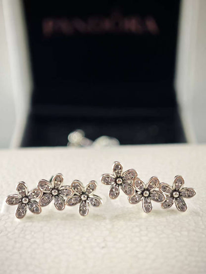 Daisy Flower Stud Earrings