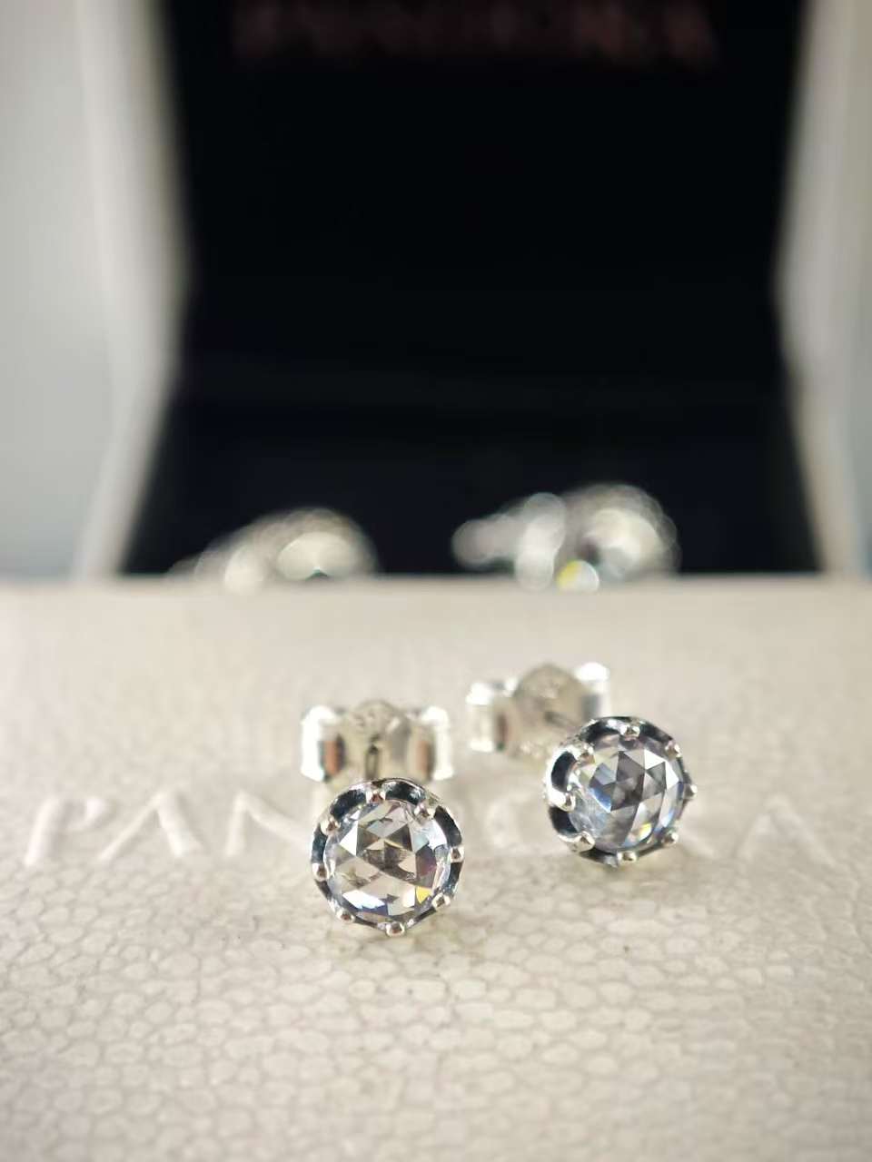 Clear Sparkling Crown Stud Earrings