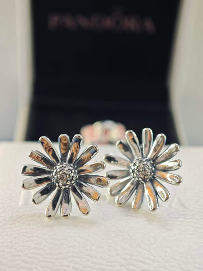 Daisy Flower Statement Stud Earrings