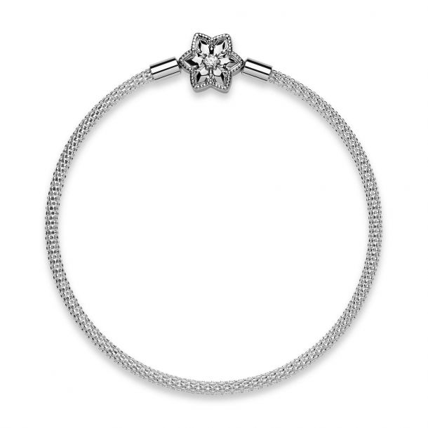 Bright Snowflake Mesh Bracelet