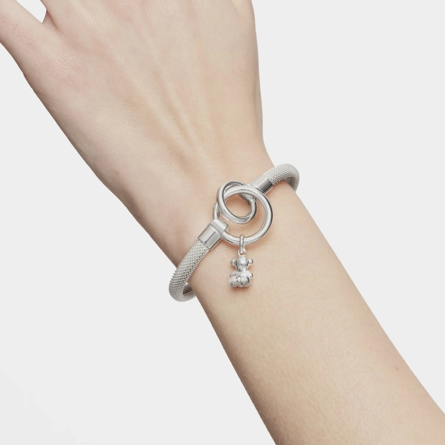 Medium Hold Silver Bracelet