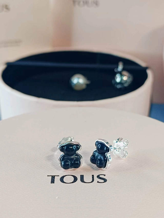 Silver Bold Bear earrings with onyx