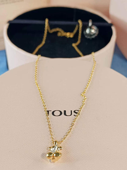 Short gold and diamonds bear Necklace Lligat
