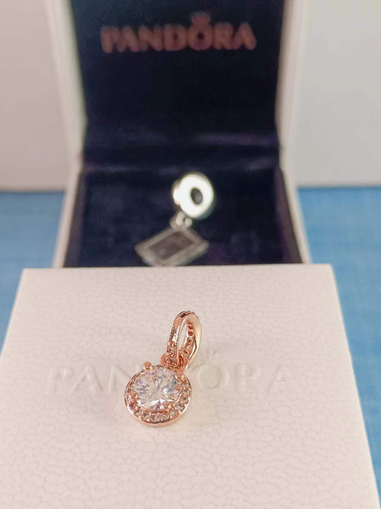 Rose Classic Elegance Pendant 