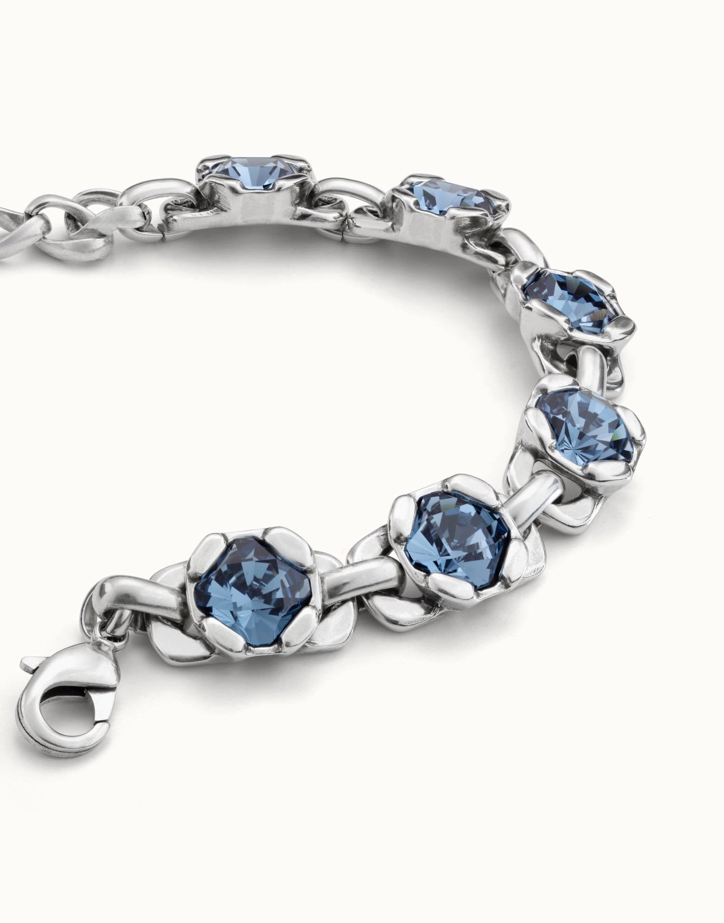 Sterling silver-plated bracelet with 7 hexagonal crystals, carabiner clasp and extension