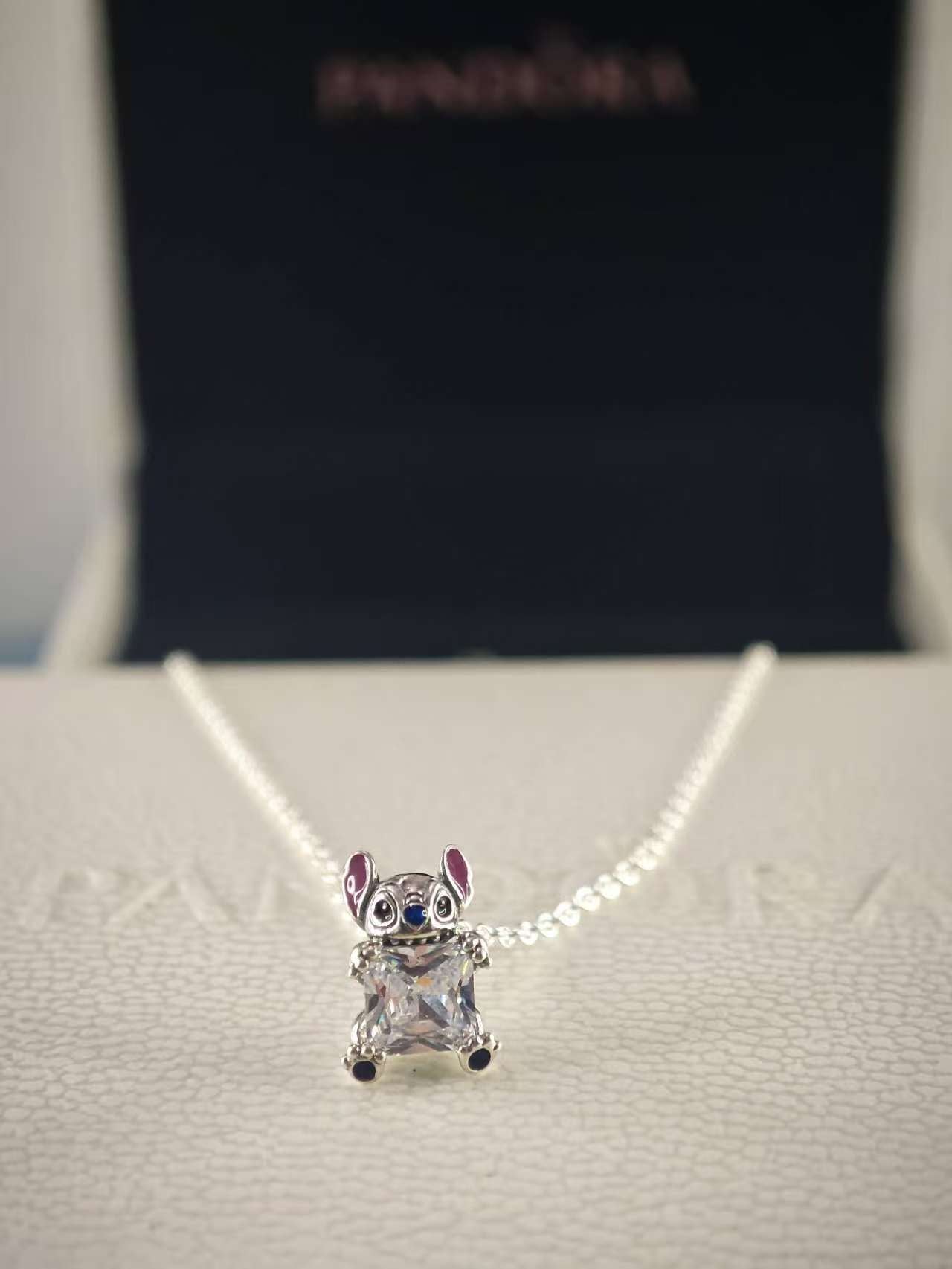 Disney Stitch Collier Necklace