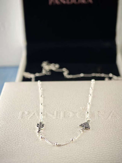 Sparkling Arrow Necklace
