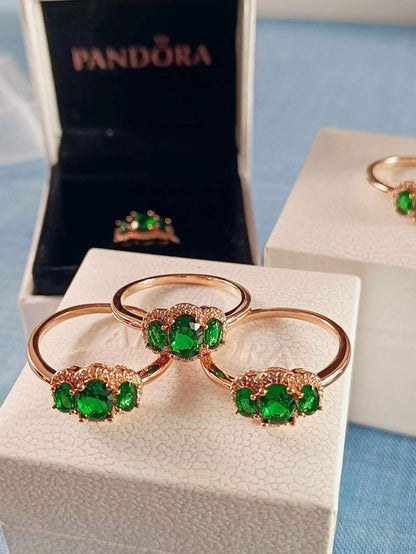 Three Stone Vintage Ring with Green Crystal