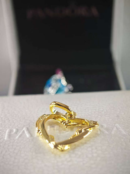 Gold-Plated Wire Heart Dangle Charm