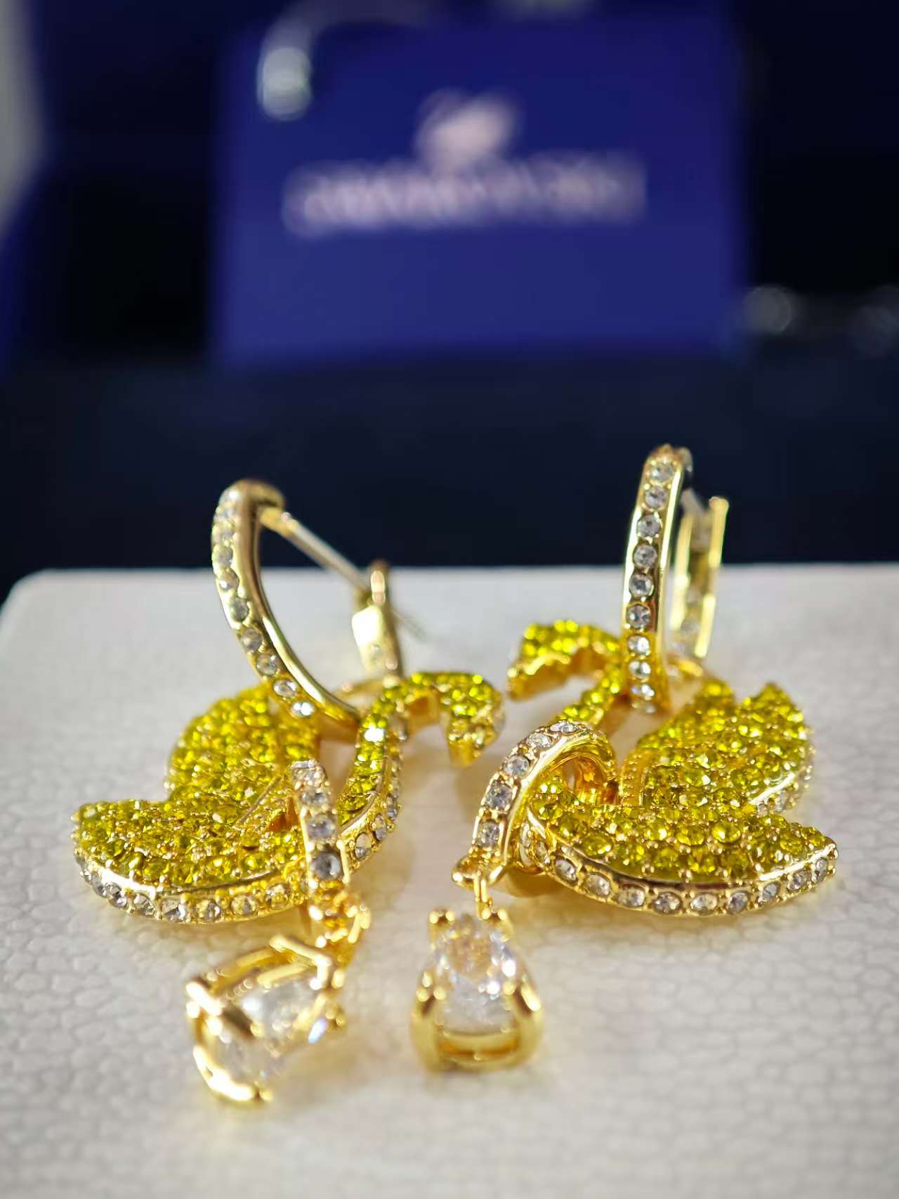 Iconic Swan drop earrings, Swan, Yellow, Gold-tone plated