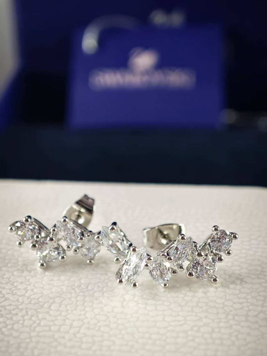 Galaxy ear cuffs, Lab-grown diamonds, Mixed shapes, white gold