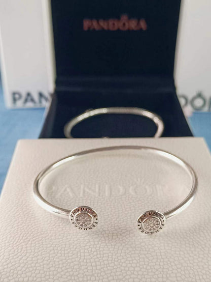 Logo Pave Open Bangle