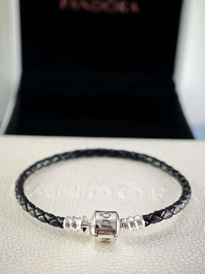 Single Black Leather Bracelet