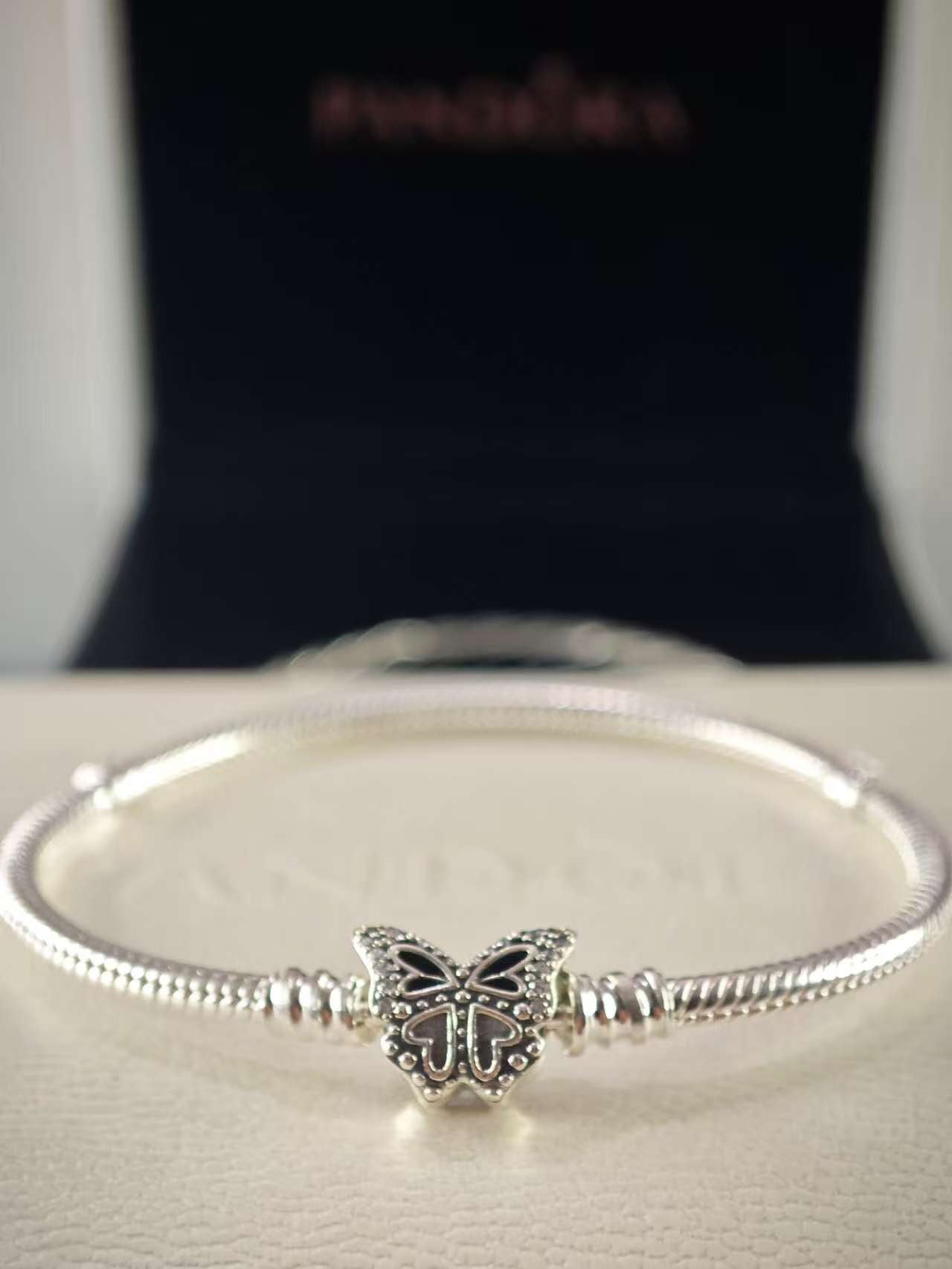 Butterfly Clasp Snake Chain Bracelet