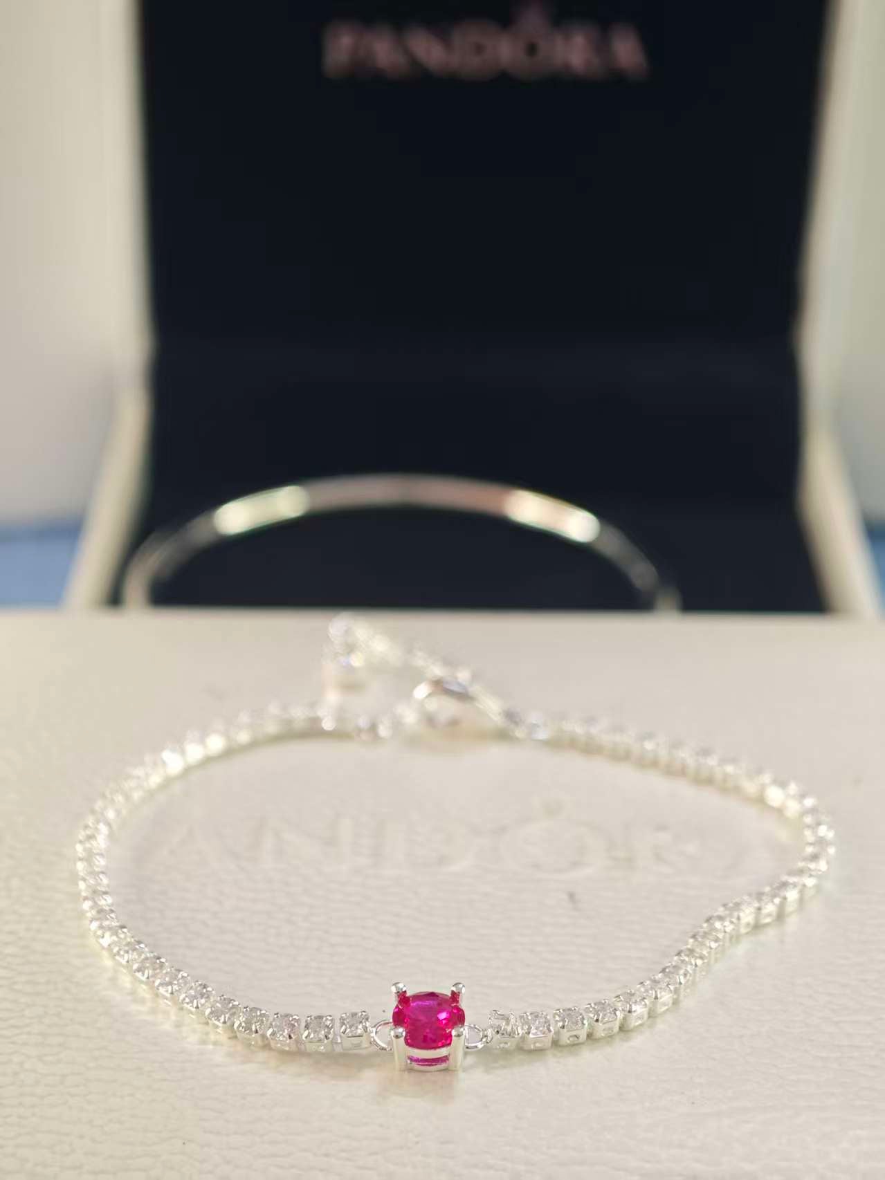 Red Sparkling Round Pavé Tennis Bracelet
