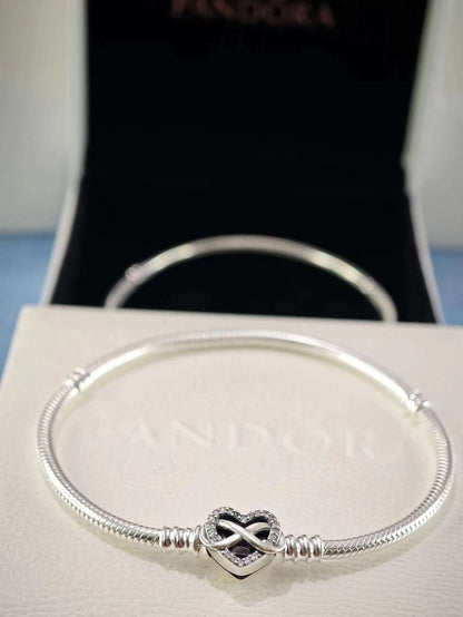 Moments Sparkling Infinity Heart Clasp Snake Chain Bracelet
