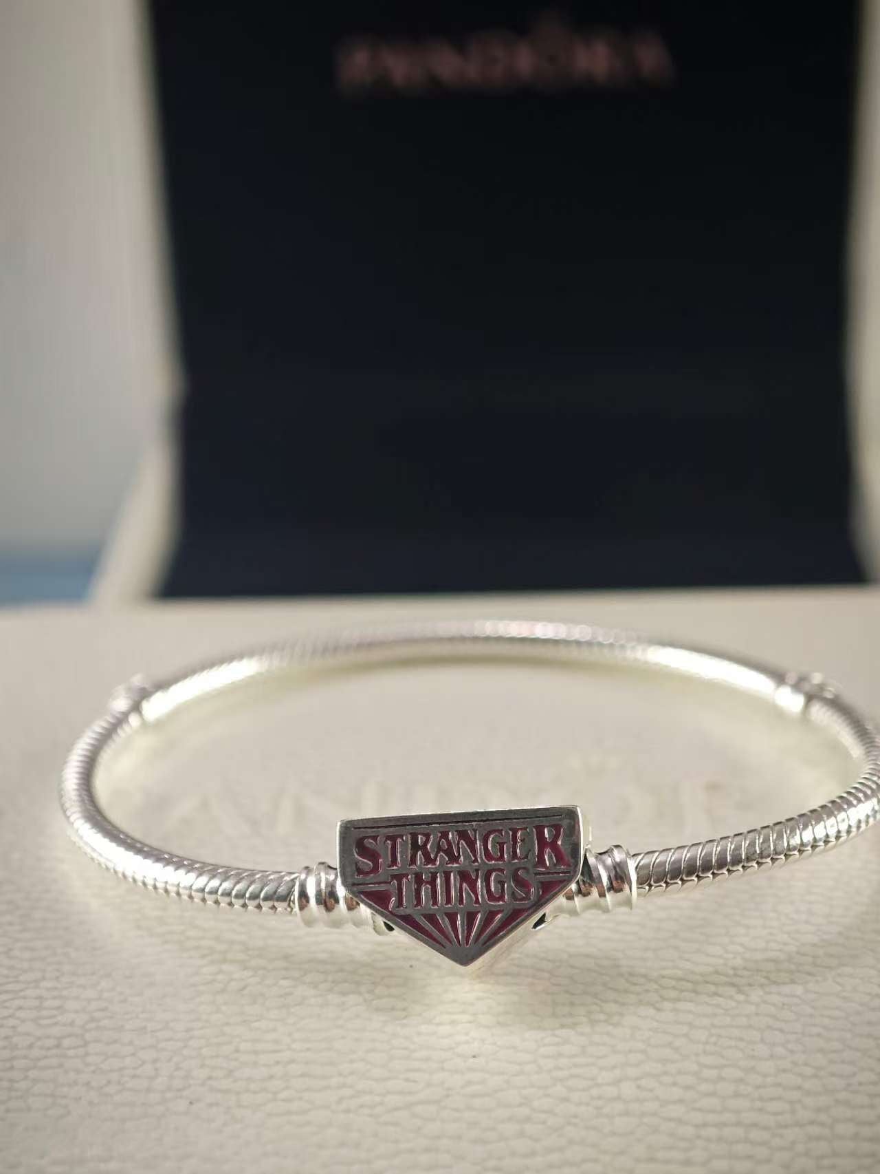 Stranger Things Clasp Snake Chain Bracelet