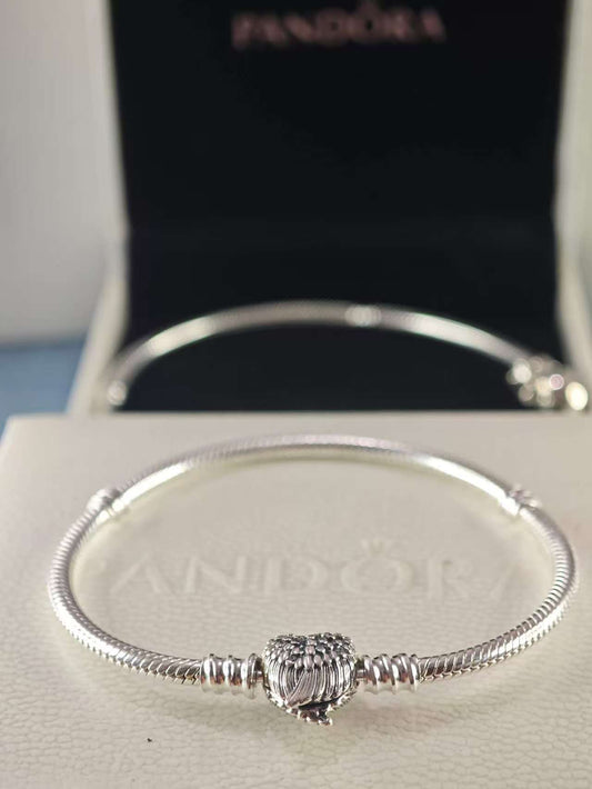 Heart Wings Clasp Snake Chain Bracelet